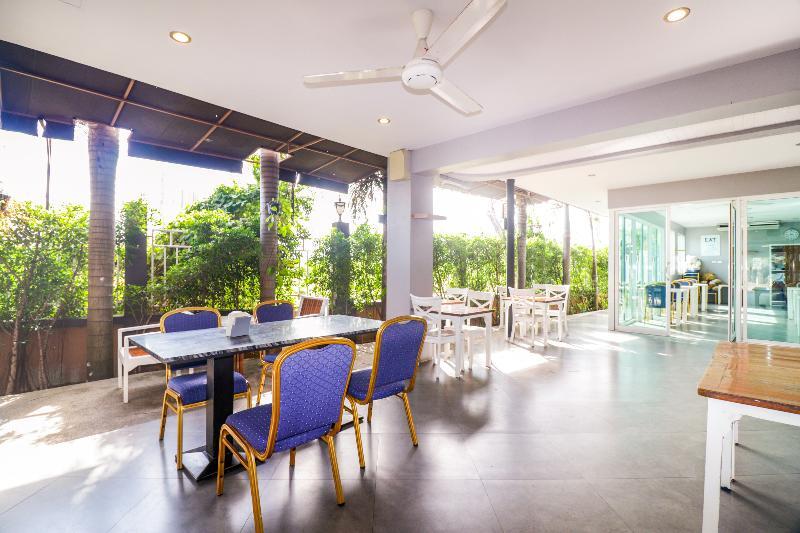 Oyo 245 Sweet Sense Jomtien Resort パッタヤー エクステリア 写真
